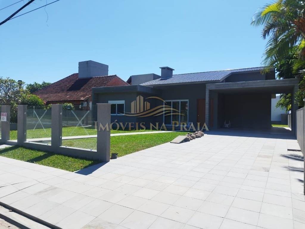 Casa 4 Dormitório(s) Bairro Atlântida