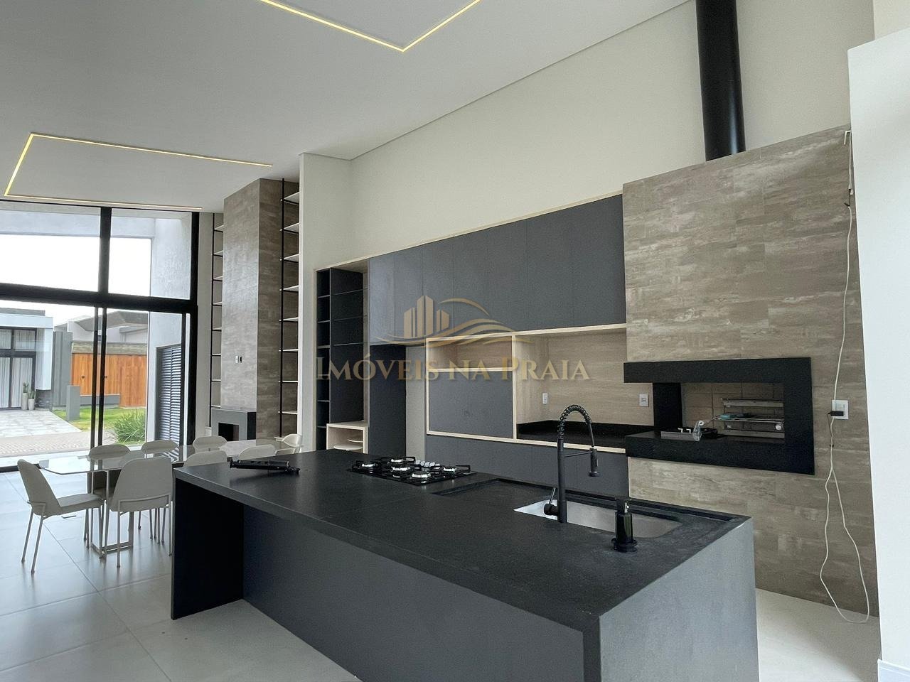Foto 5 — Casa em Condomínio no Sunset.