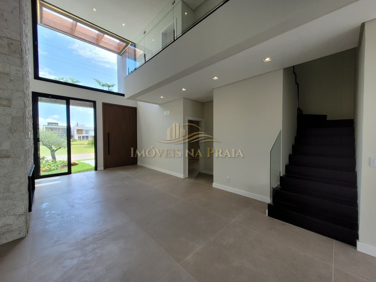 Foto 4 — Casa em Condomínio no Sunset.