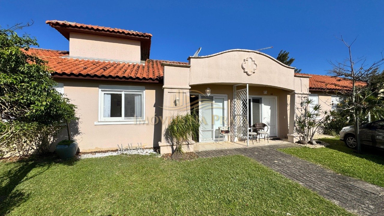 Casa em Condominio no Casa Hermosa.