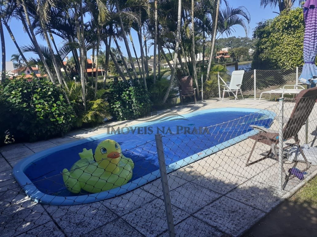 Foto 2 — Casa em Condomínio no Atlântida Lagos Park.