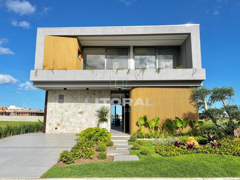 Casa em Condomínio no Amare.