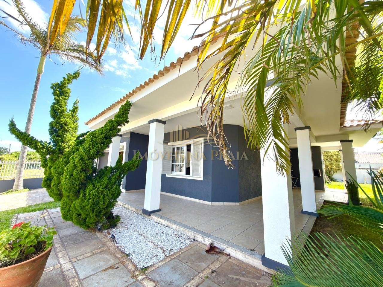 Foto 2 — Casa 3 dormitórios no bairro Atlântida