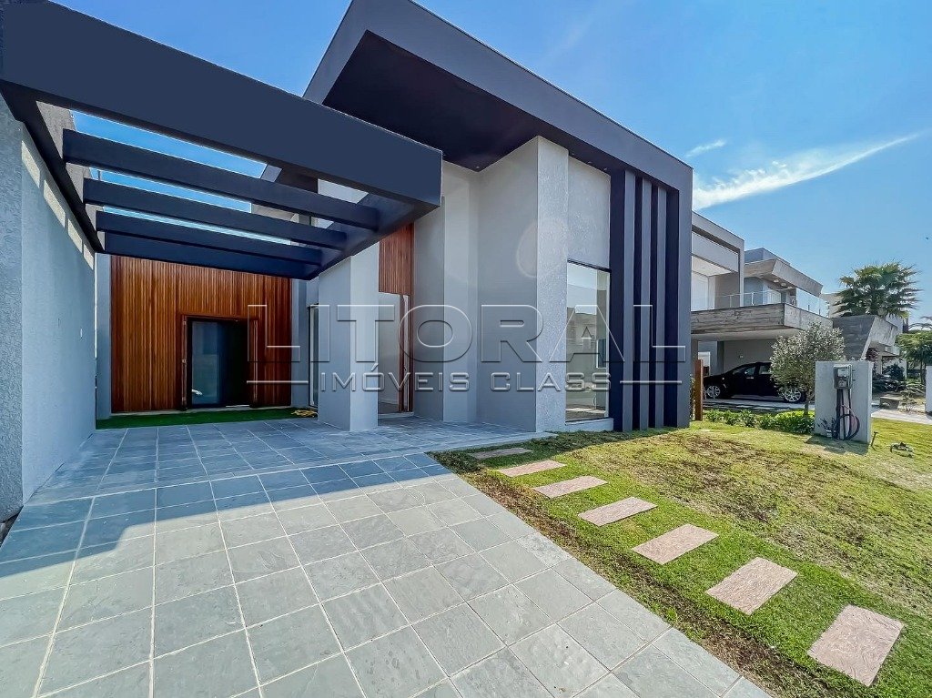 Casa em Condomínio 4 dormitórios no bairro Capão Ilhas Resort