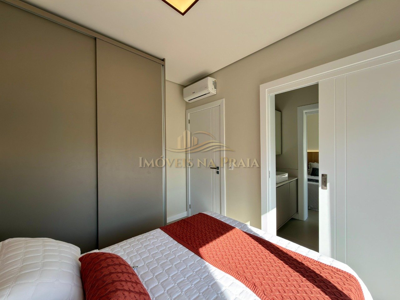 Foto 4 — Casa em Condomínio no Allure Beach Condo.
