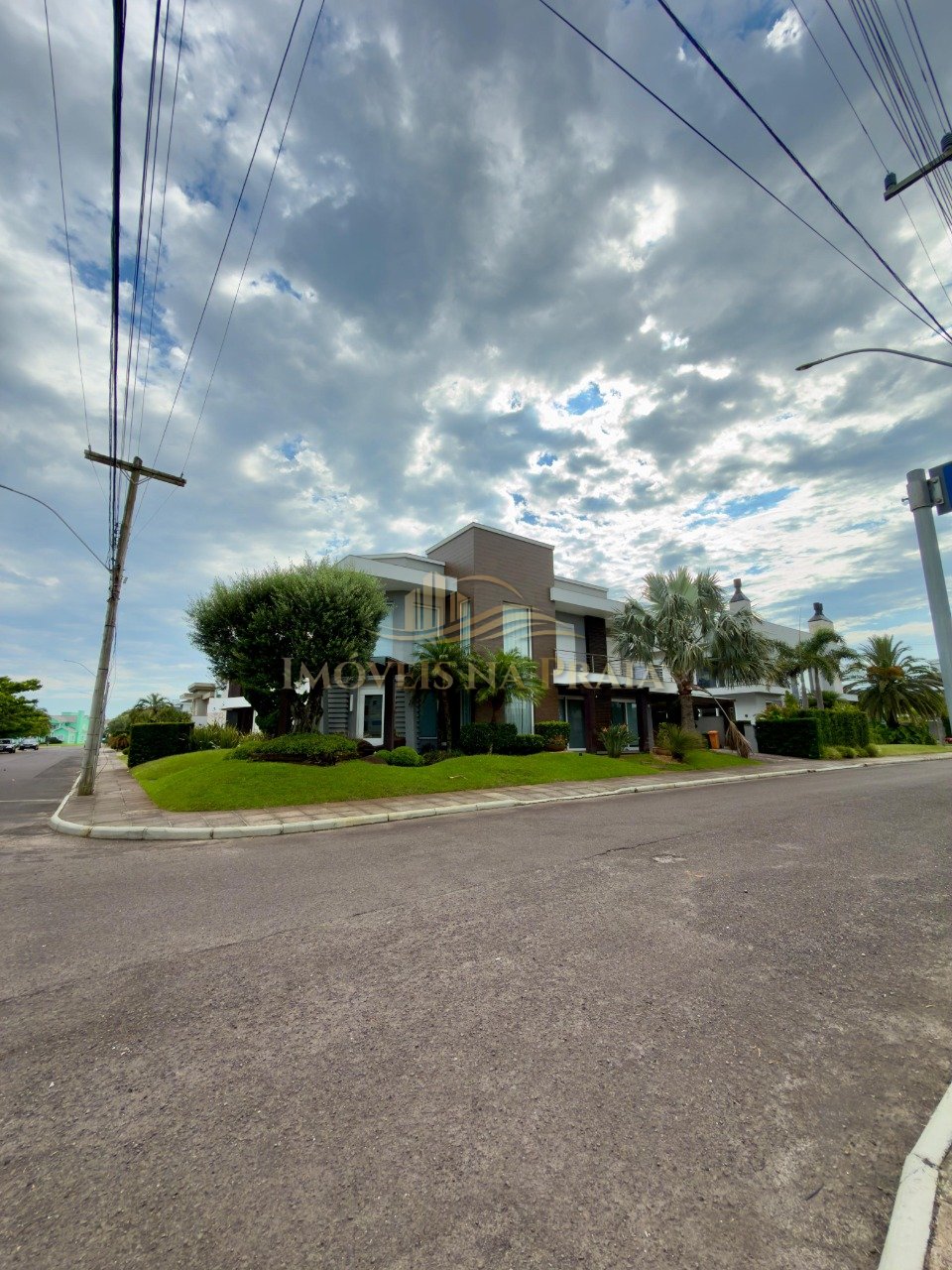 Foto 2 — Casa em Condomínio no Condado de Capão.