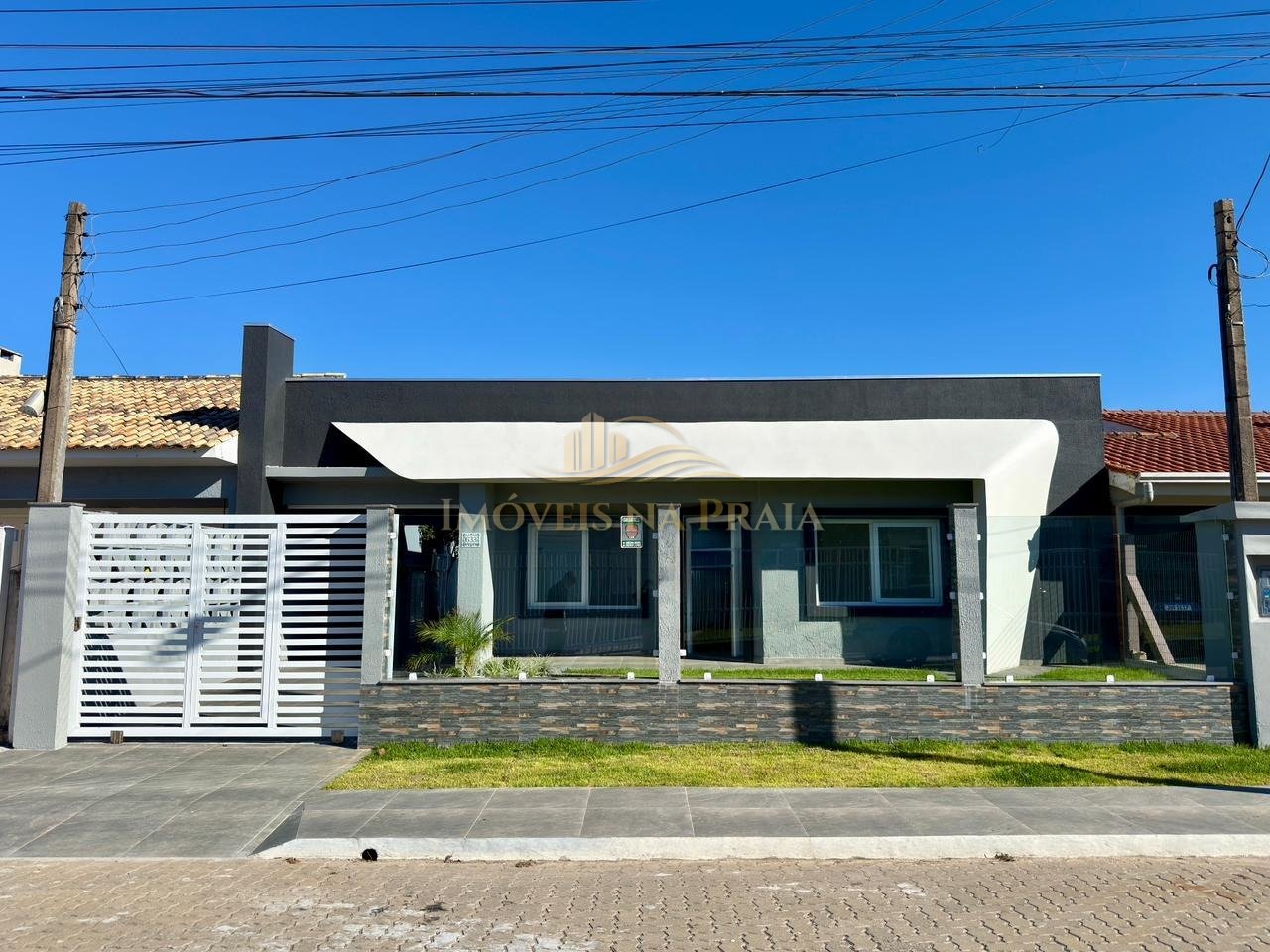 Foto 2 — Casa 3 dormitórios no bairro Noiva do Mar