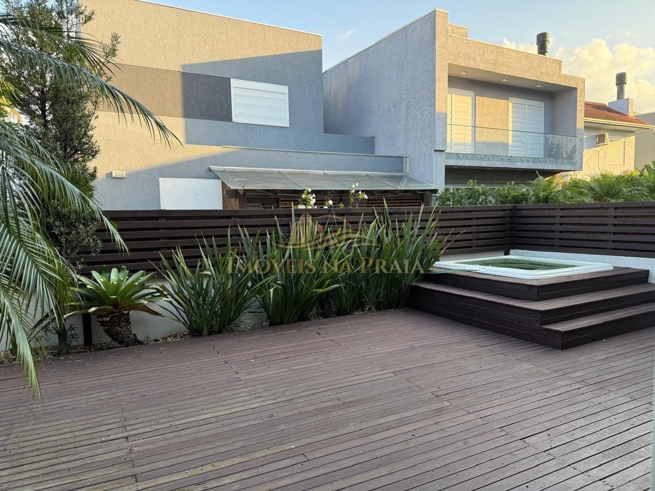 Foto 4 — Casa em Condomínio no Las Palmas.