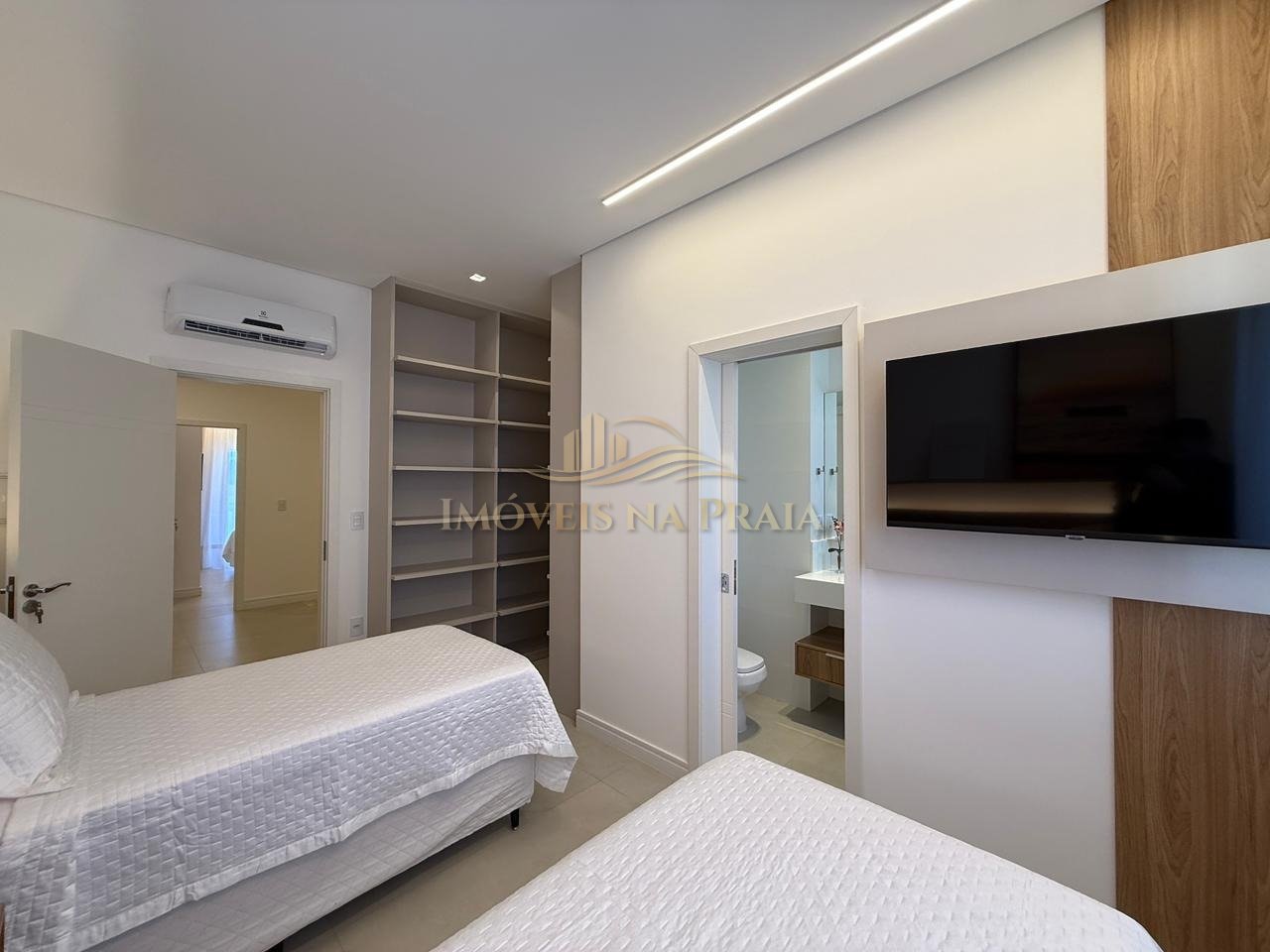 Foto 4 — Casa em Condomínio no Murano.