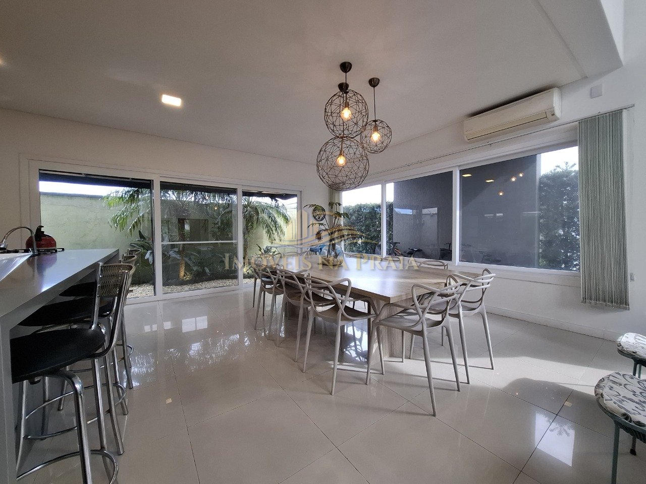 Foto 3 — Casa em Condomínio no Las Palmas.