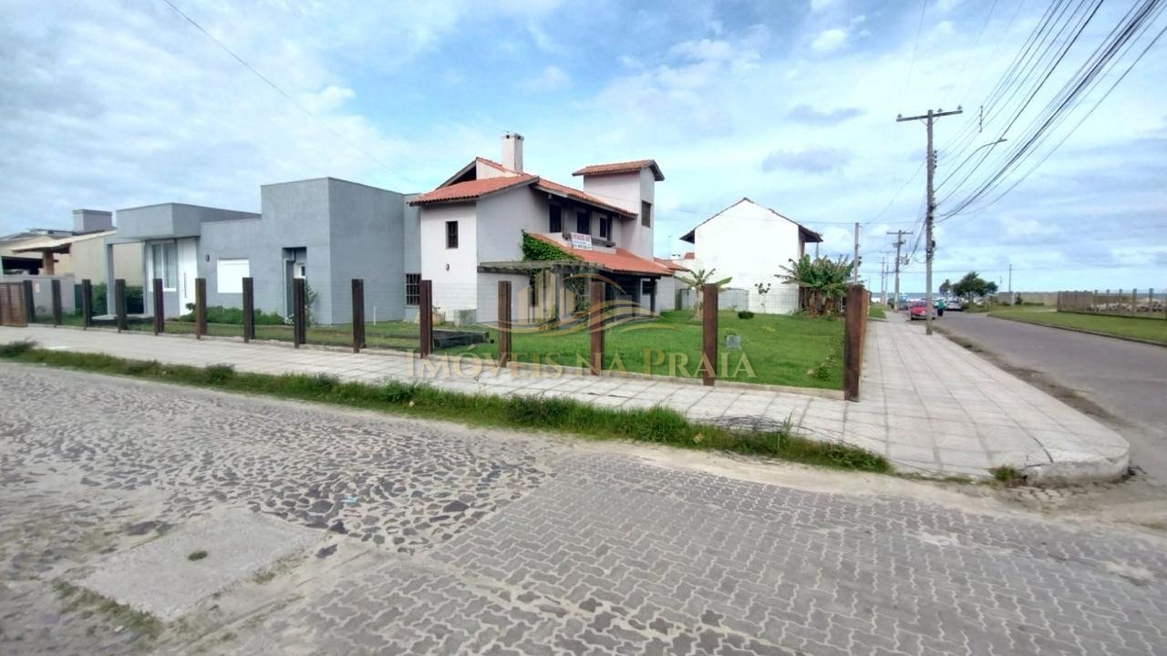 Foto 7 — Sobrado á venda no centro de Xangri-lá !