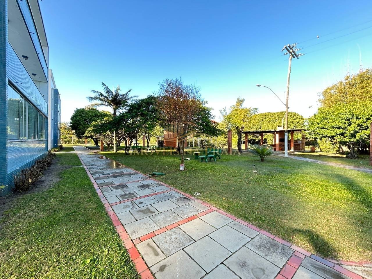 Apartamento 3 dormitórios em Atlântida.