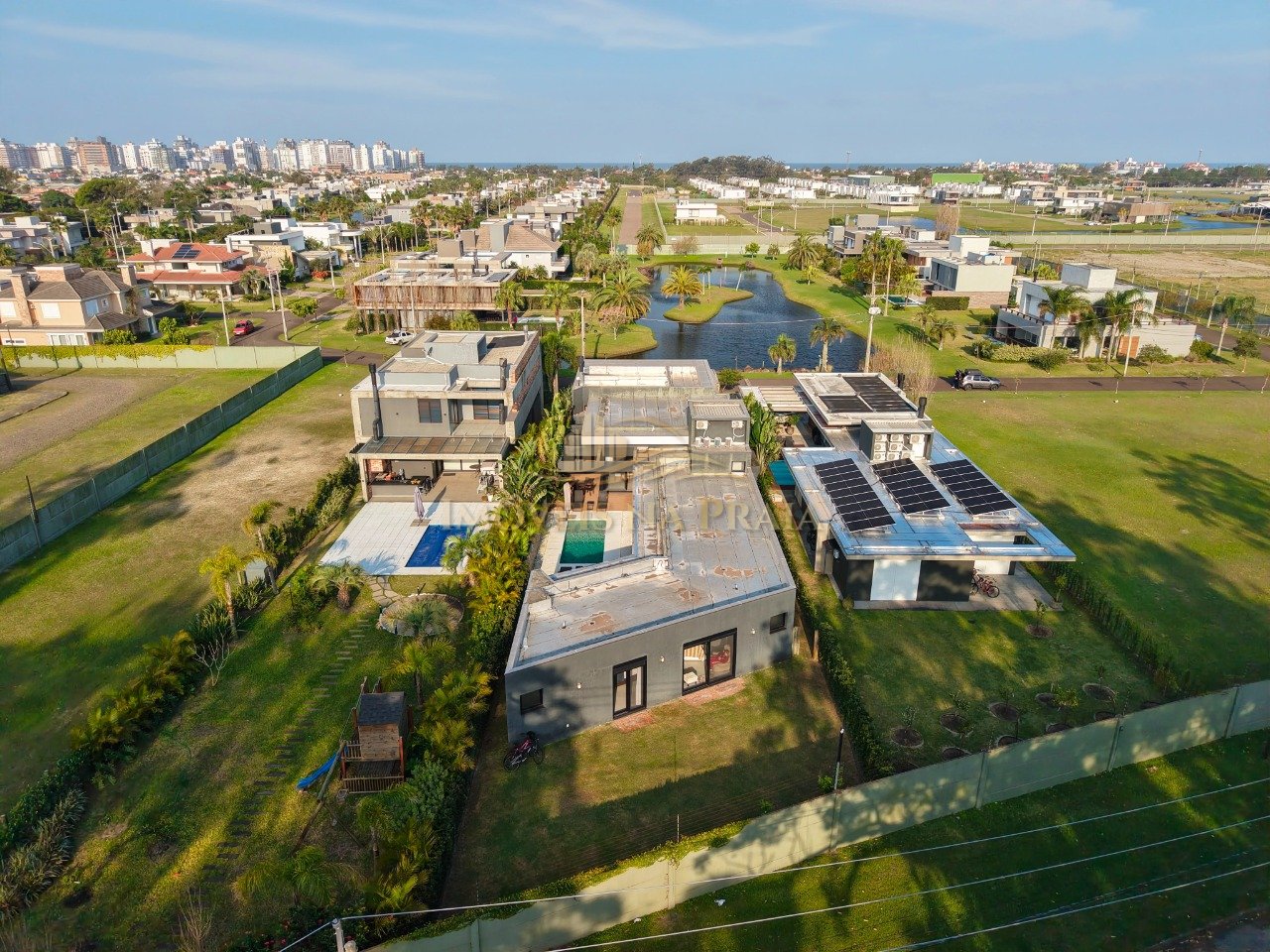 Foto 4 — Casa em Condomínio no Villaggio Atlantida.