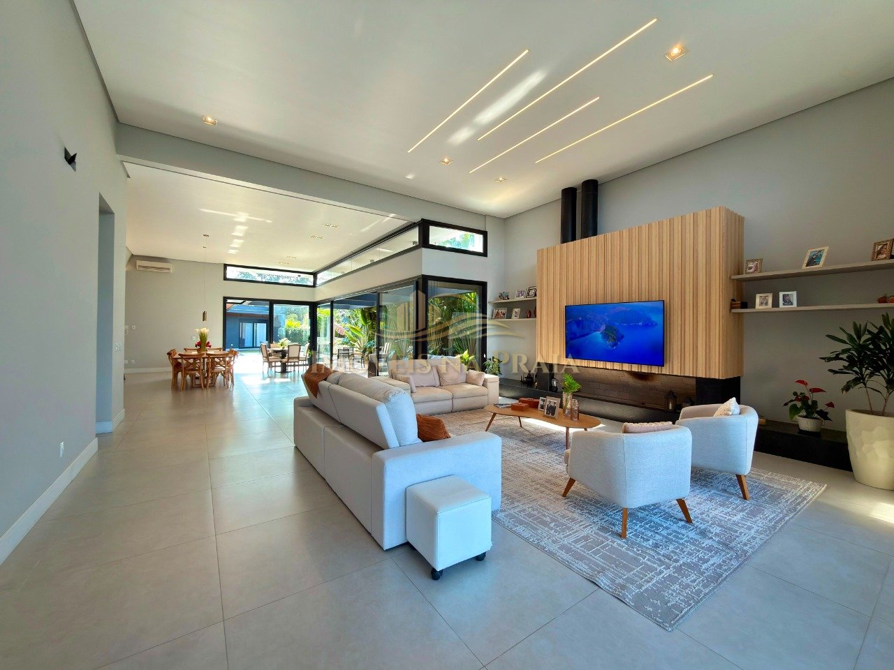 Foto 3 — Casa em Condomínio no Villaggio Atlantida.