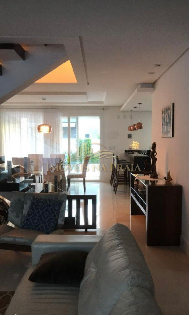 Foto 8 — Casa em Condomínio no Las Palmas.