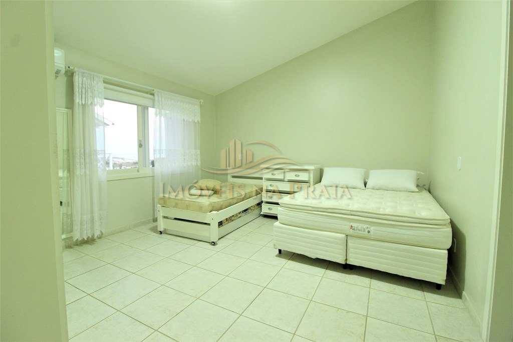 Foto 17 — Casa com 6 dormitórios em Atlântida.