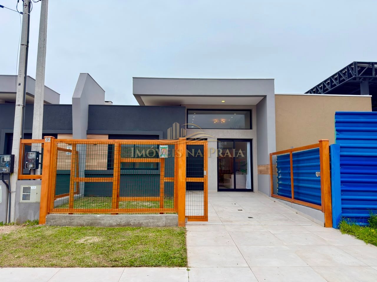 Casa com 03 dormitórios na Marina em Xangri-lá