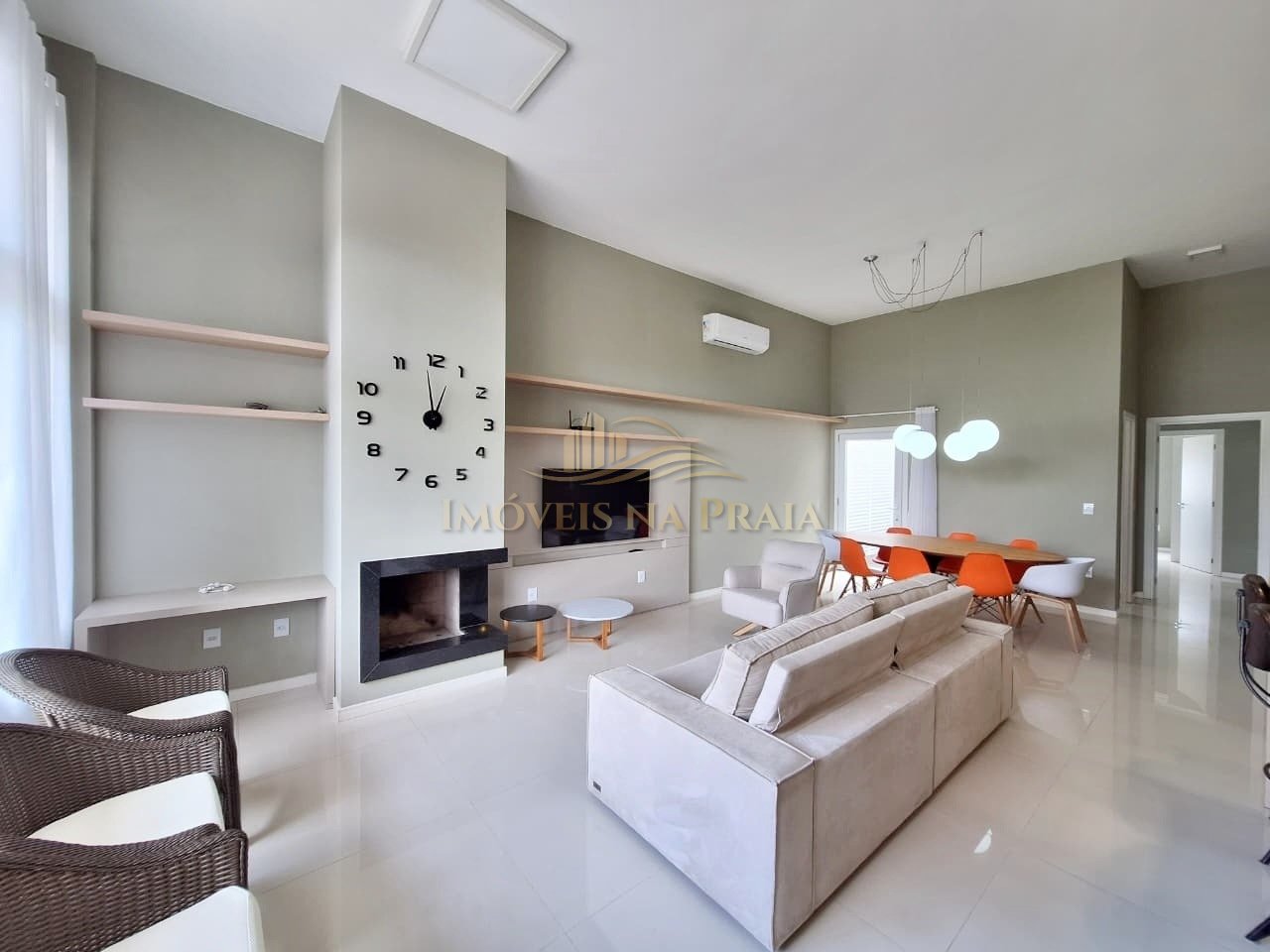 Foto 5 — Casa em Condomínio no Las Palmas.