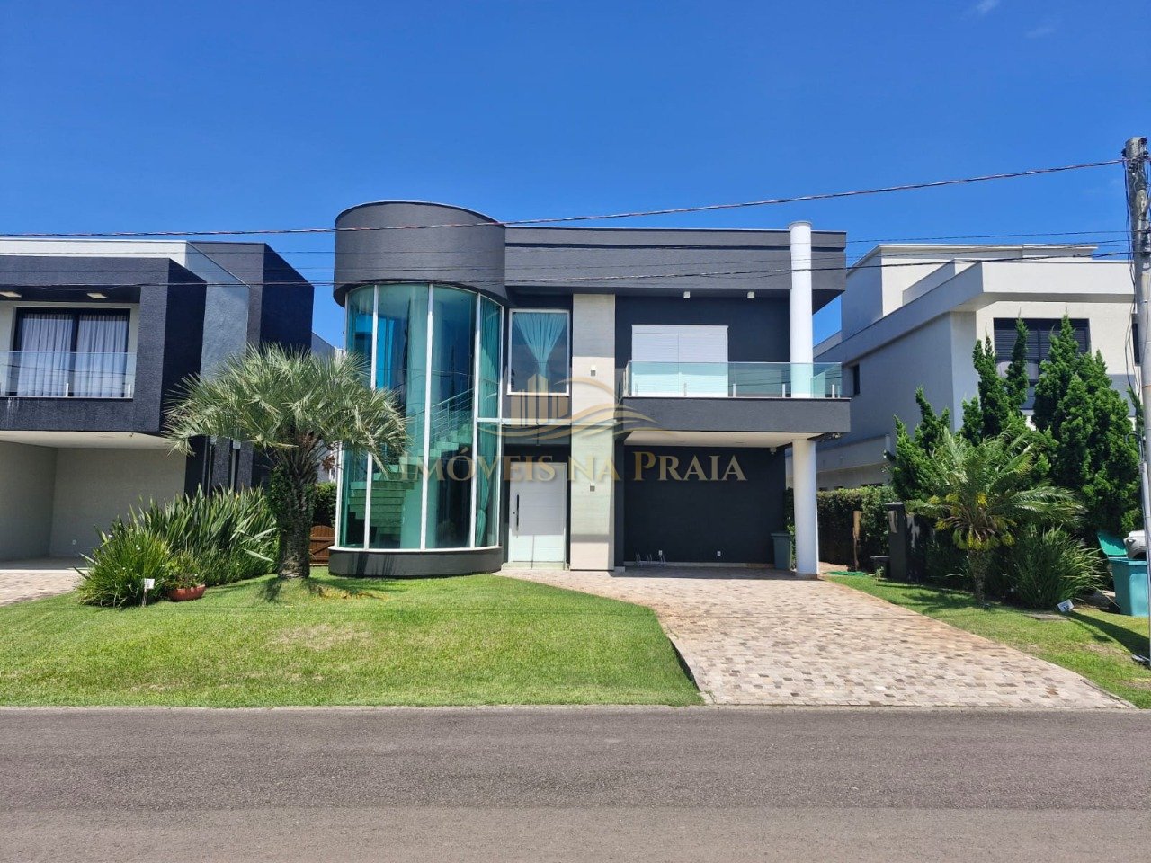 Foto 2 — Casa em condomínio no Enseada Lagos de Xangri-lá .