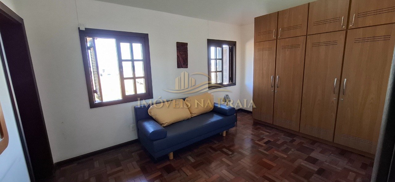 Foto 19 — Casa com 6 dormitórios em Atlântida.