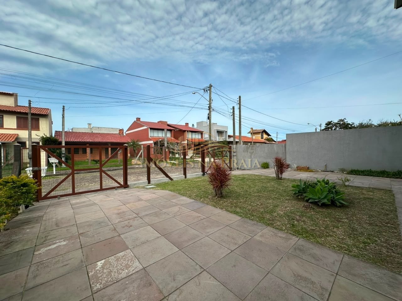 Foto 2 — Casa com 3 dormitórios em Rainha do Mar.
