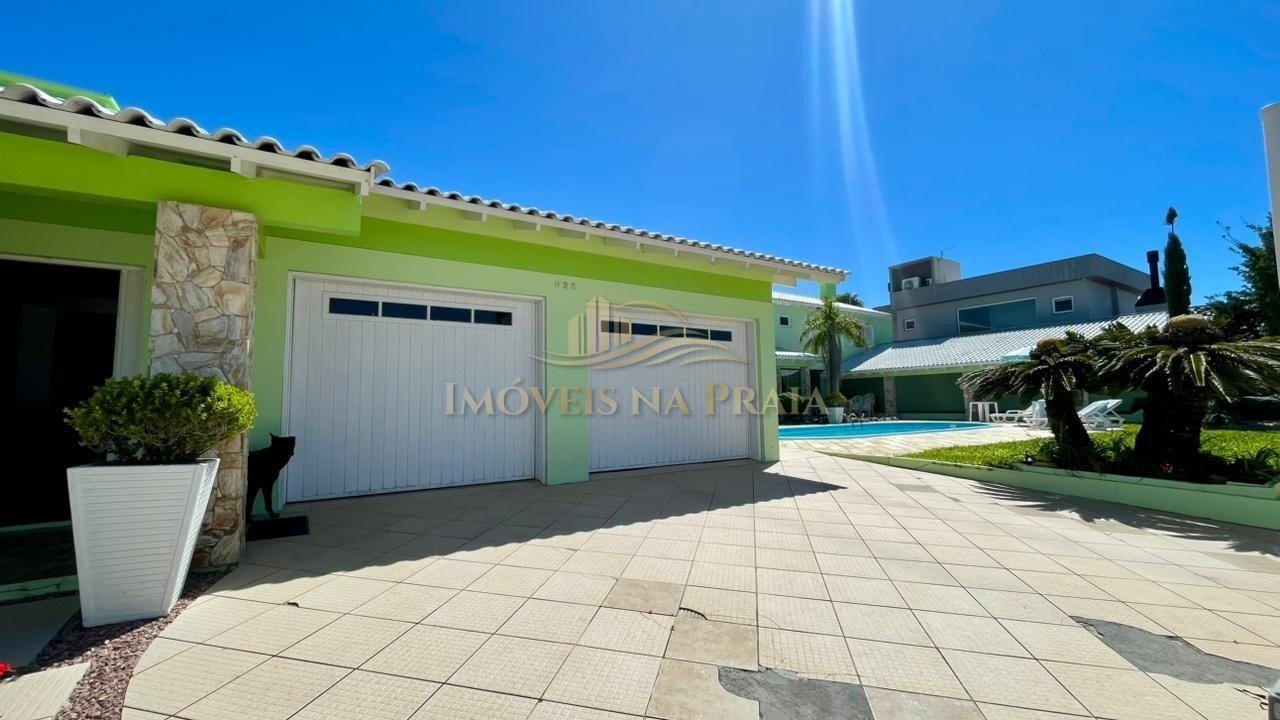 Foto 5 — Casa com 7 dormitórios em Noiva do Mar.