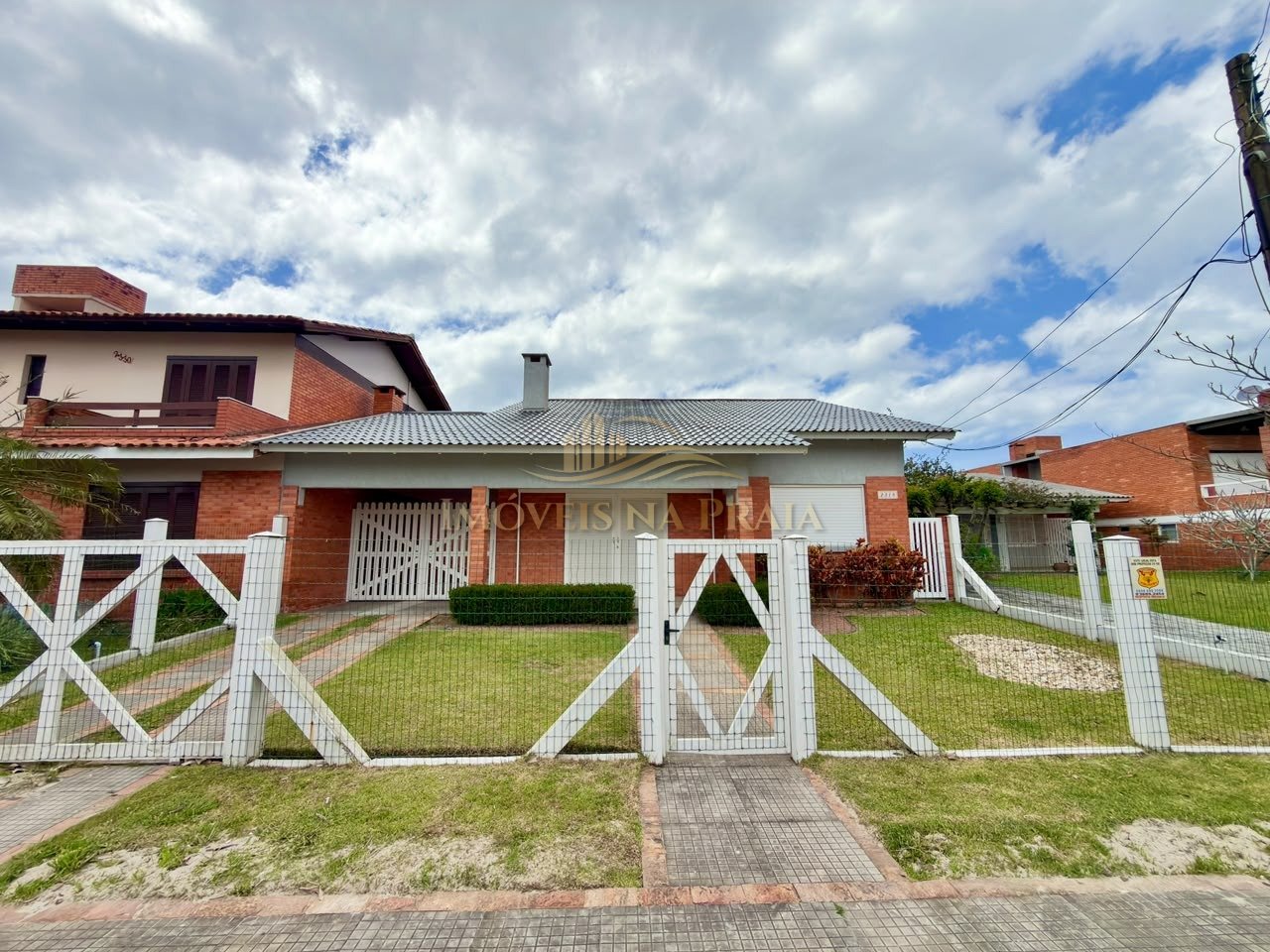 Foto 2 — Casa no centro de Xangri-lá !