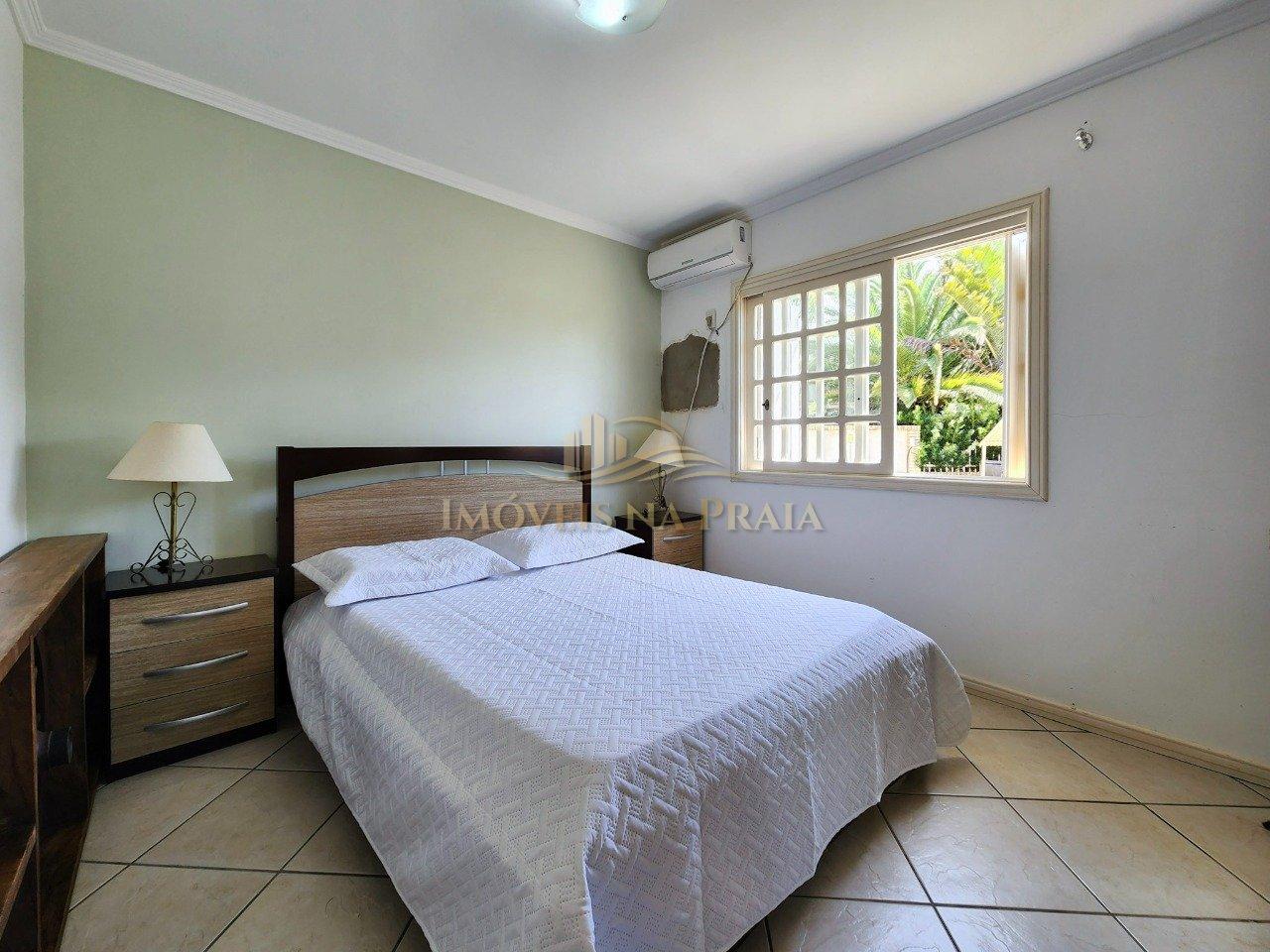 Foto 29 — Casa com  04 dormitórios em Atântida .