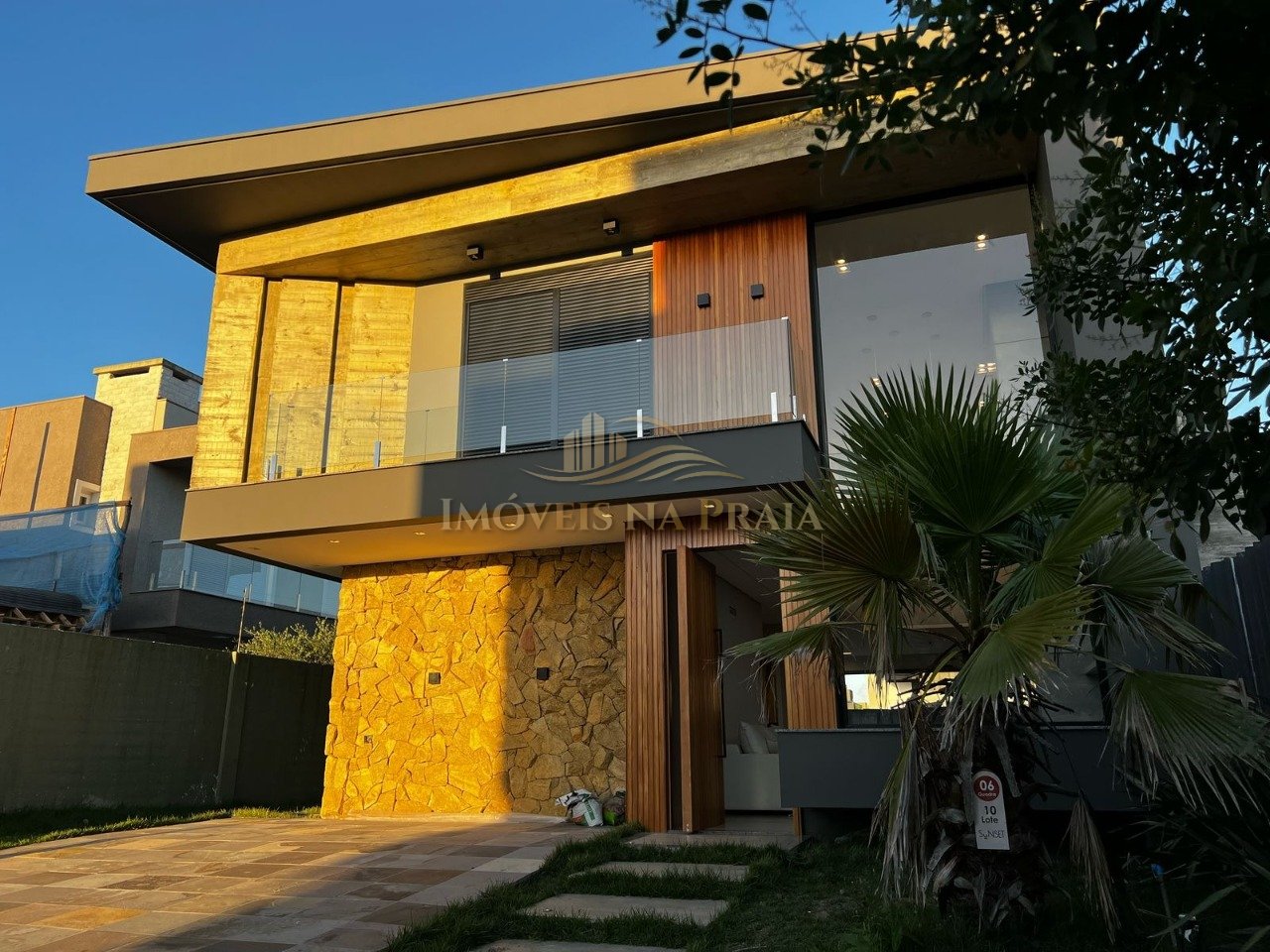 Foto 3 — Casa em Condomínio no Sunset.