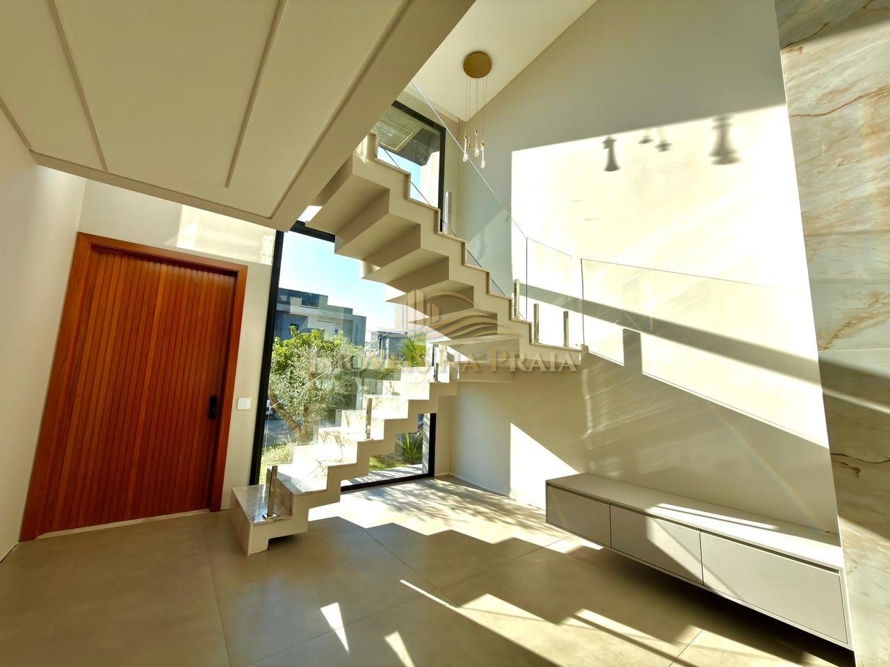 Foto 3 — Casa em Condomínio no Sunset.
