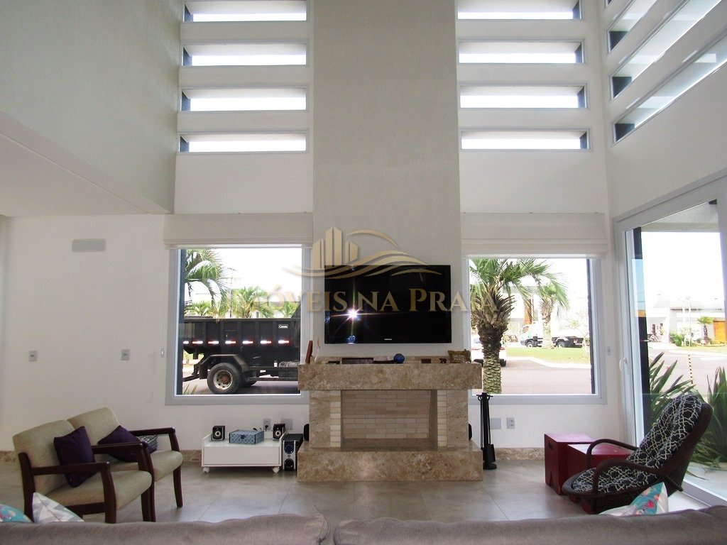 Foto 12 — Casa em Condomínio no Las Palmas.