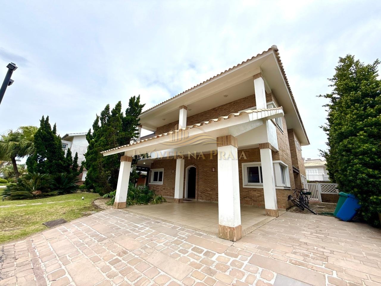 Foto 2 — Casa em Condomínio no Las Dunas.