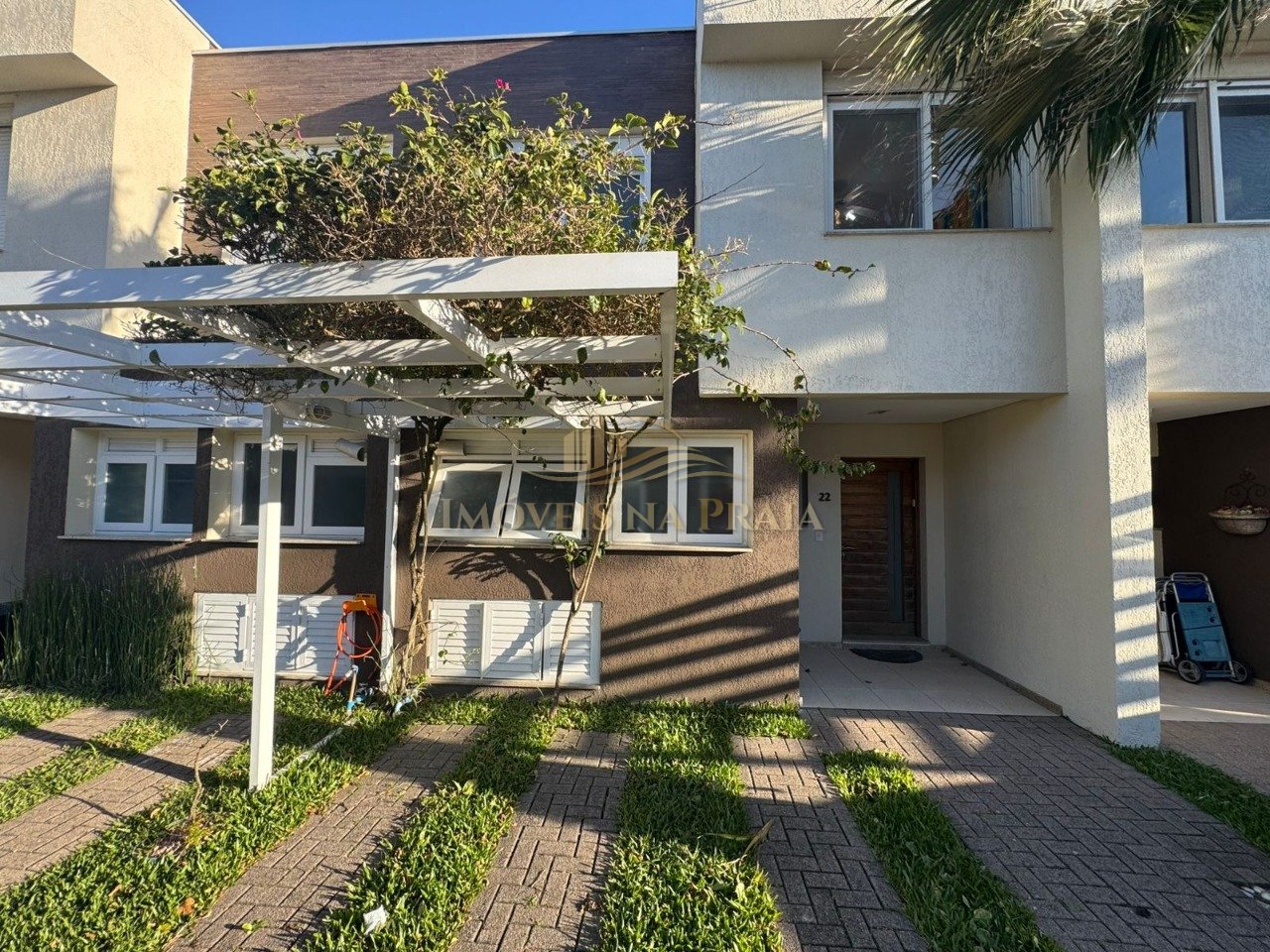 Foto 2 — Casa em Condomínio no Solanas.