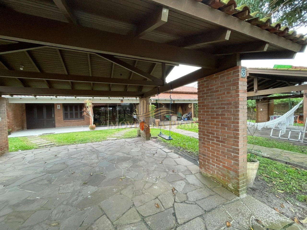 Foto 2 — Casa 02 dormitórios no Arpoador .
